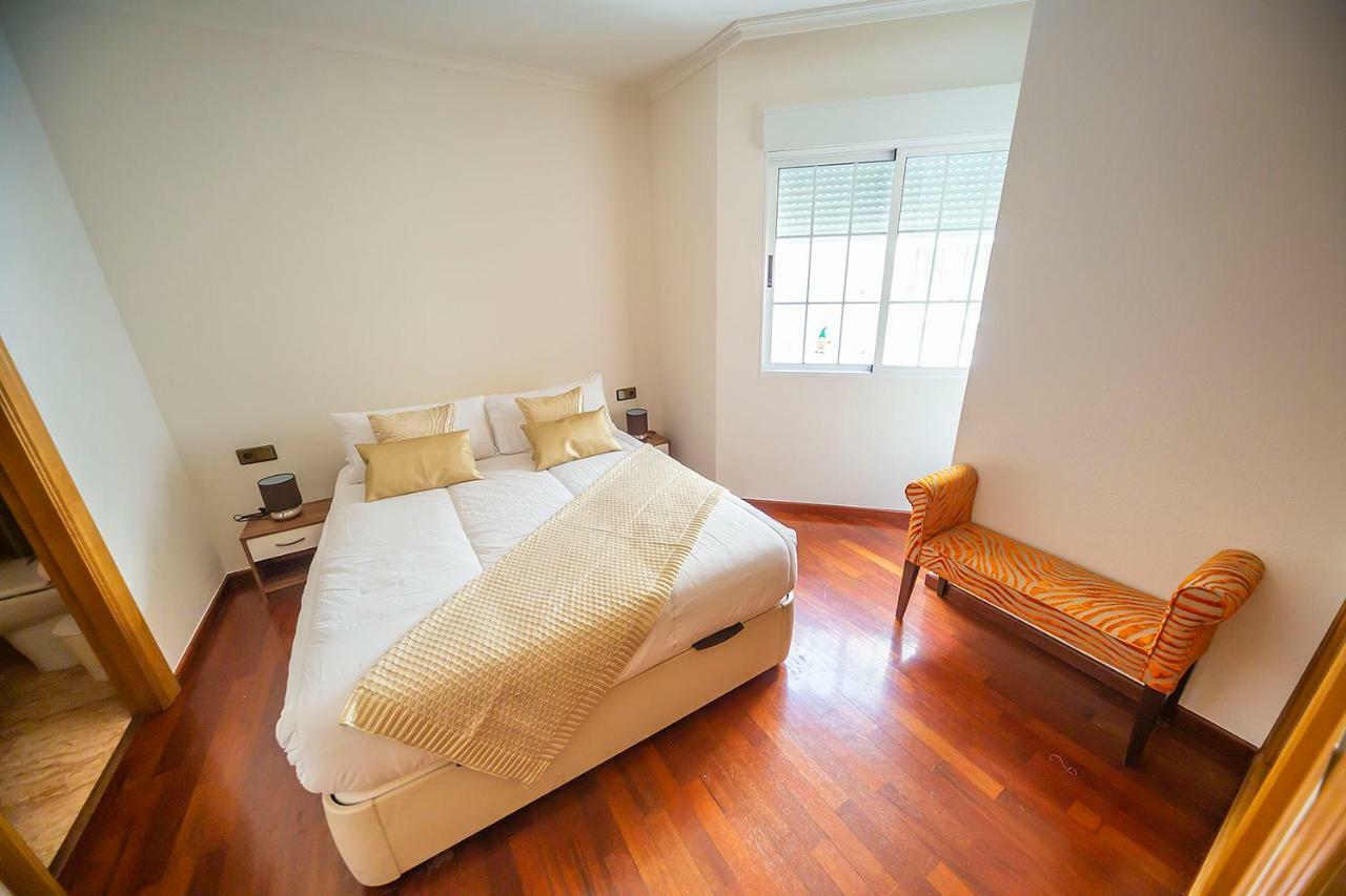 Torrevieja Experience Atico 1ª Linea Apartment ภายนอก รูปภาพ